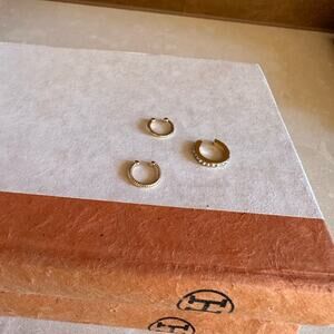 Gold Shiny Hoop Earrings - comfortable high quality modern unisex dainty